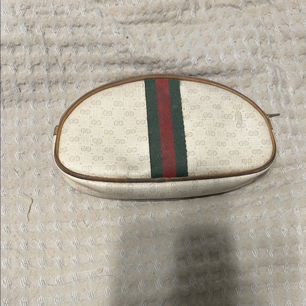 Gucci cosmetic bag